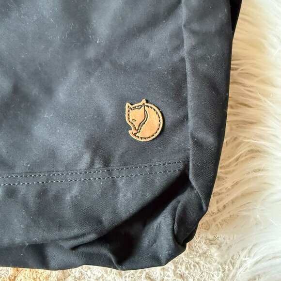 Fjallraven Black and Tan Tote Bag - Picture 4 of 10